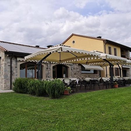 Agriturismo Moro Barel Vittorio Veneto Luaran gambar