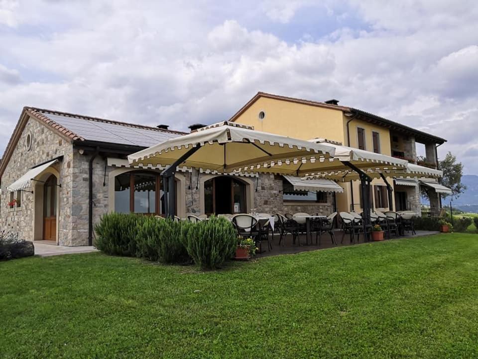 Agriturismo Moro Barel Vittorio Veneto Luaran gambar